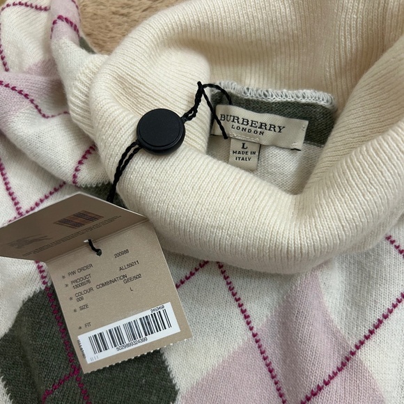 Nwt Burberry merino turtleneck sweater L - Picture 6 of 7